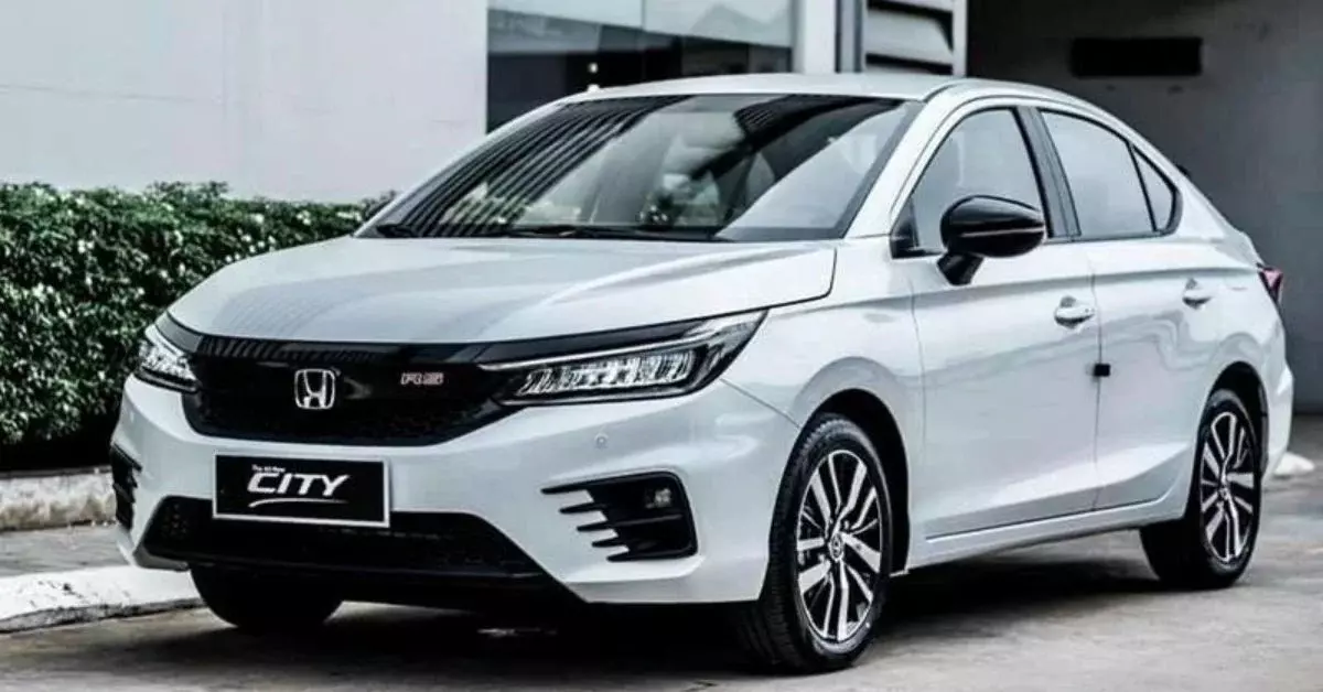 Cản xe được thiết kế với kiểu dáng phong cách, thể thao mạnh mẽ (Ảnh: Honda Ô tô Mỹ Đình)