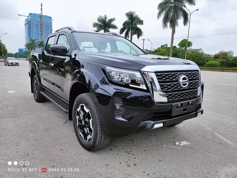 Cụm Đèn xe Nissan Navara 2 cầu