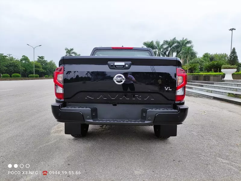 Phần Đuôi Xe Nissan Navara 2 cầu