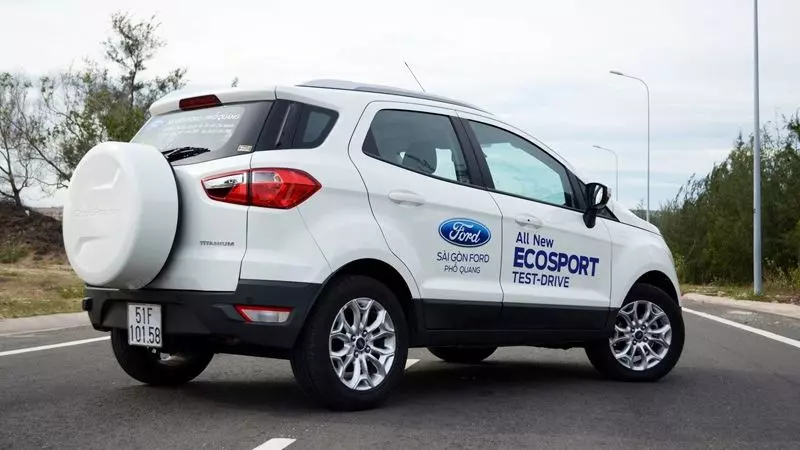 Ford Ecosport 2015 và 2016