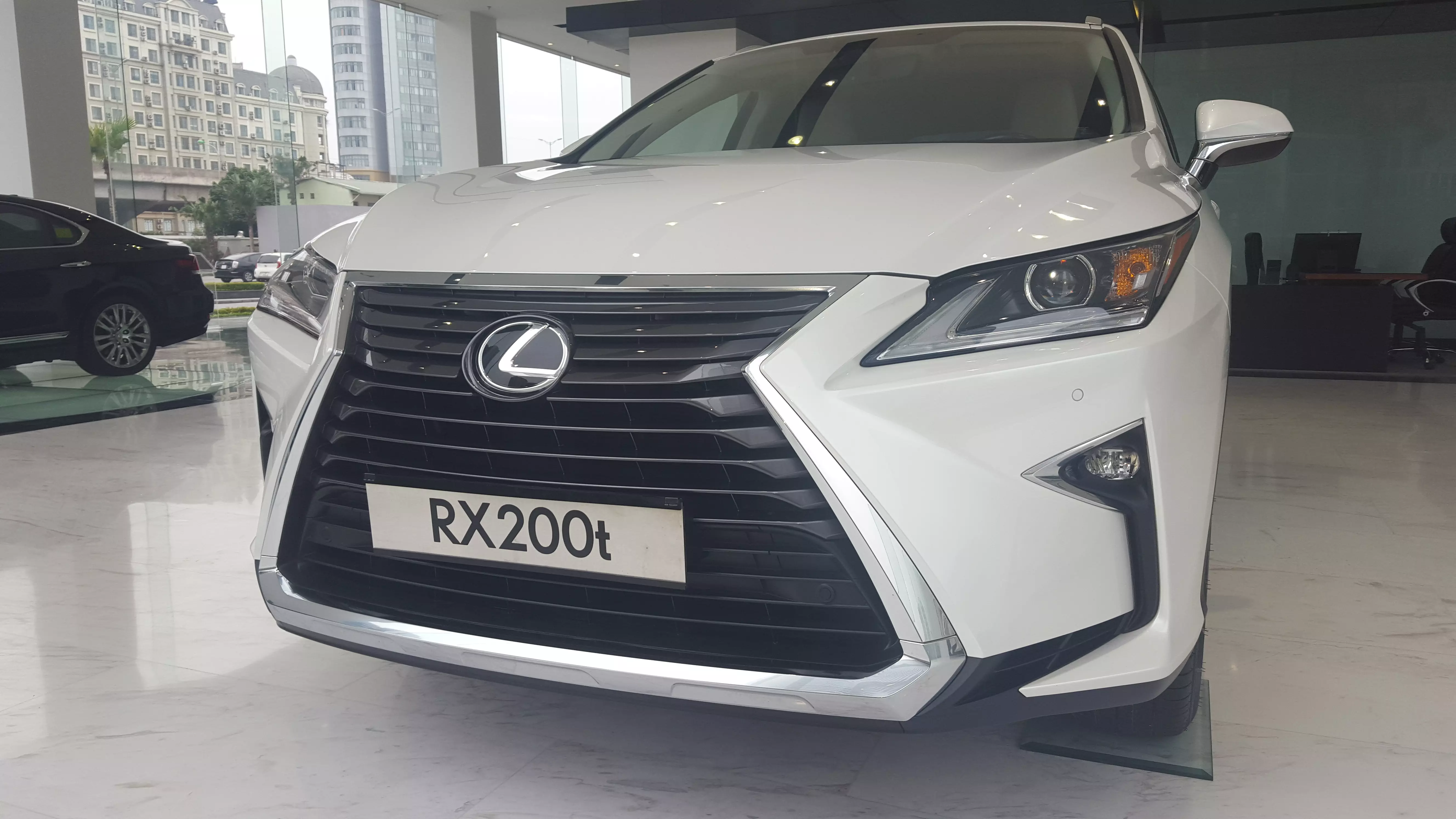 khong-gian-noi-that-xe-lexus-rx-200t