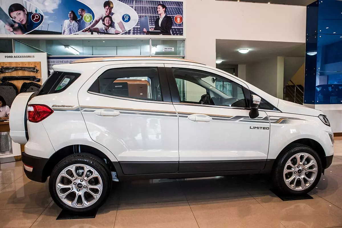 Ngoại thất thân xe Ford Ecosport 2020