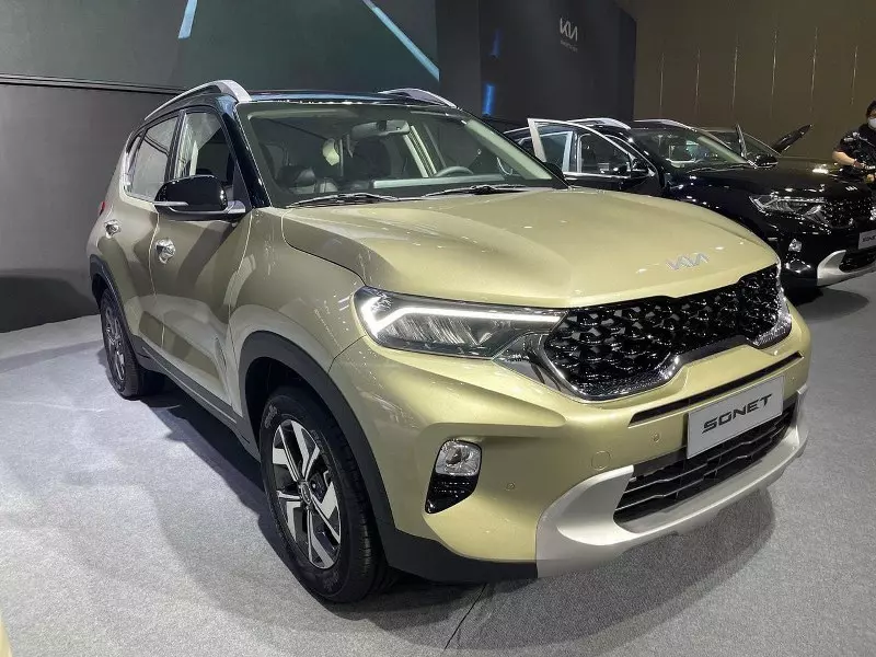 Đầu xe Kia Sonet 2023