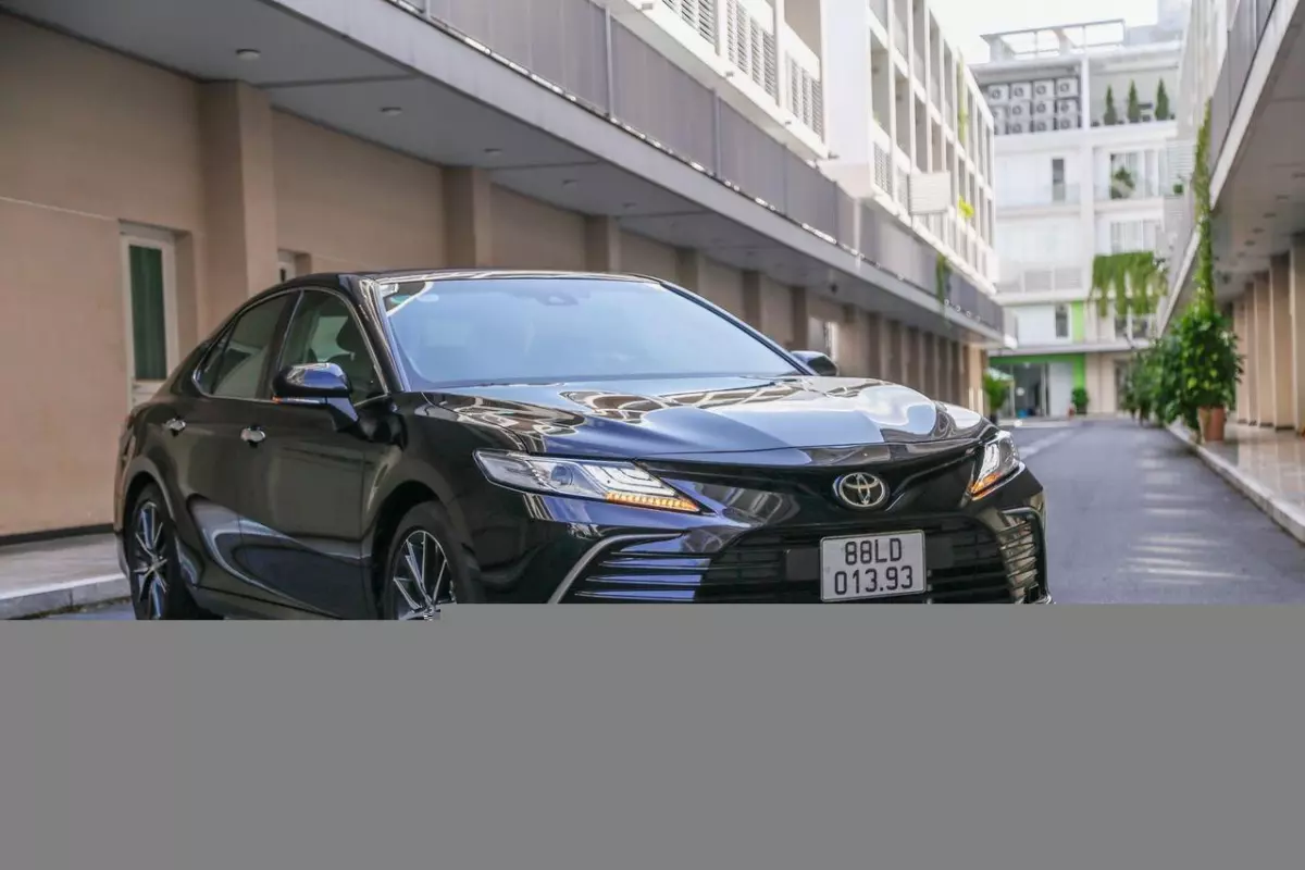 Thông số lốp xe Toyota Camry bao nhiêu?