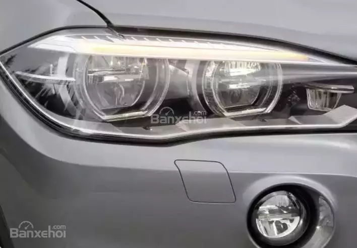 Đánh giá xe BMW X5 2017-2018: Đèn pha.