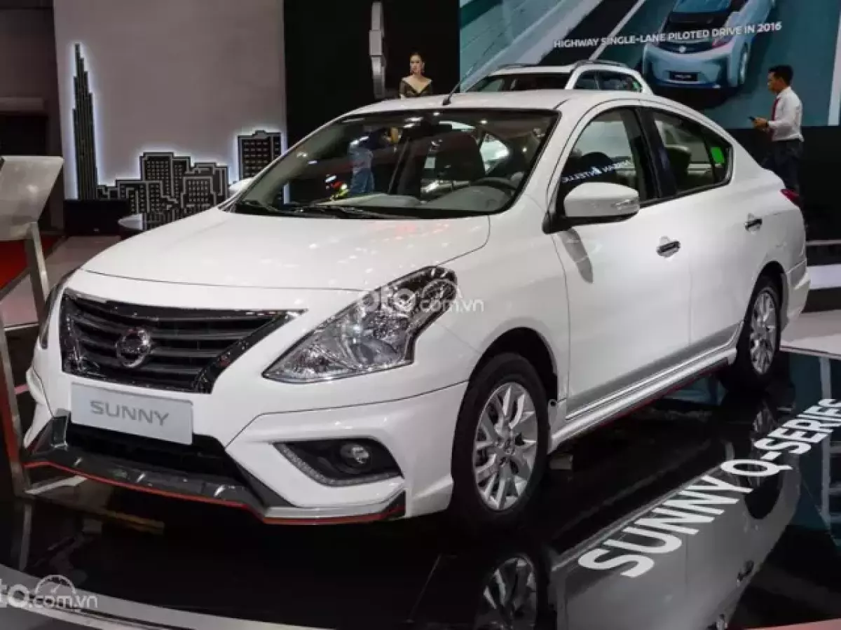 Nội thất tiện nghi hiện đại trên Nissan Sunny 2018