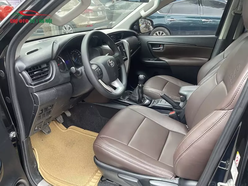 Vô lăng Toyota Fortuner 2019