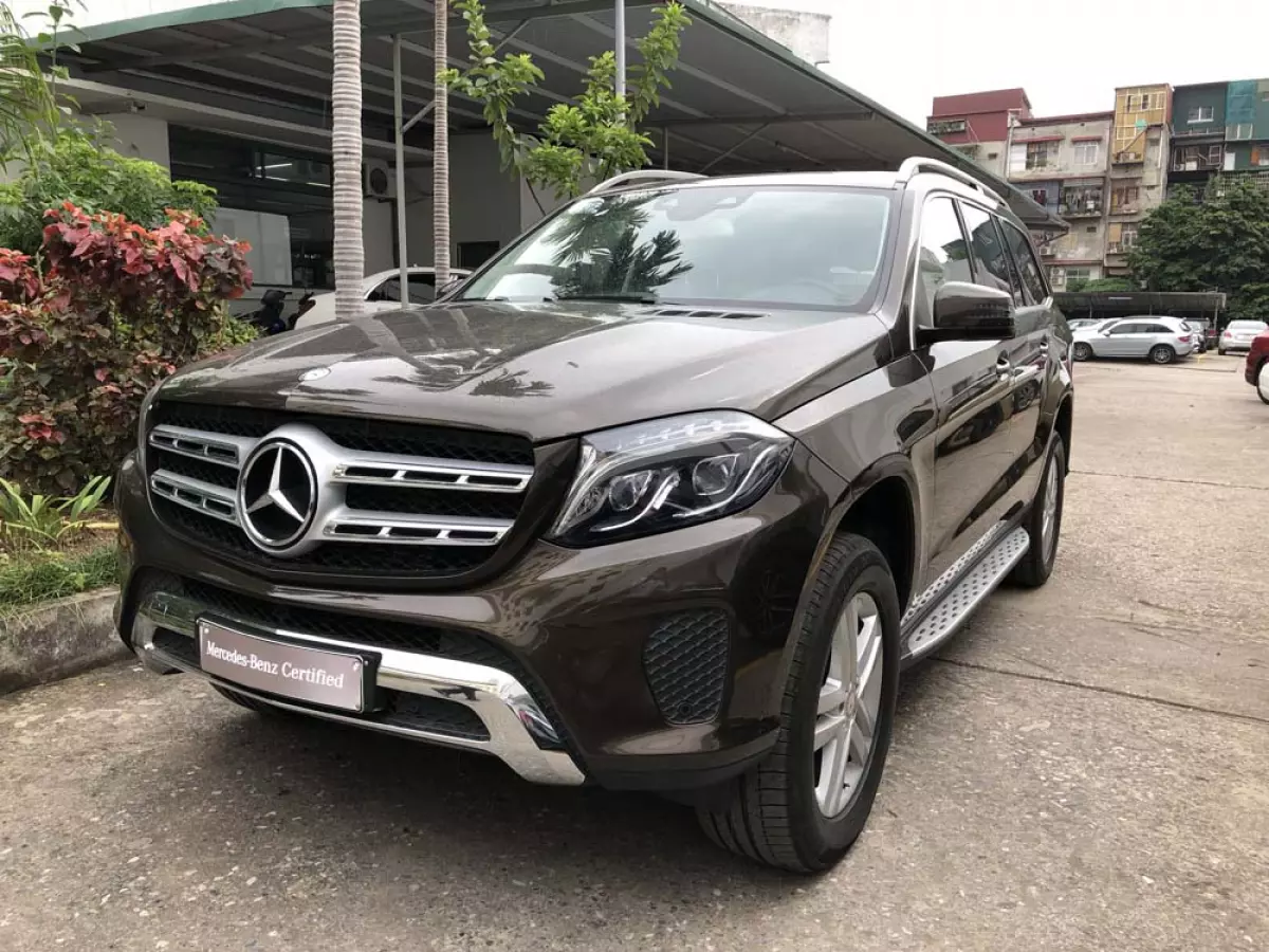 xe-mercedes-gls-350d-cu-doi-2017-nau-7800-km