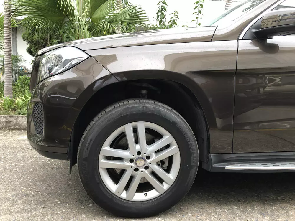 xe-mercedes-gls-350d-cu-doi-2017-nau-7800-km-lazang