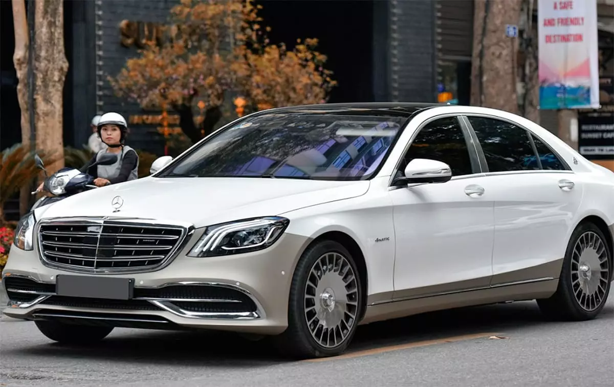 Mercedes Maybach S560 là mẫu sedan 4 chỗ hạng sang dành cho giới thượng lưu