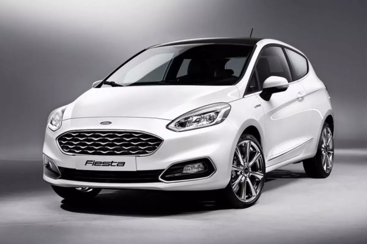 Đánh giá Ford Fiesta 2017: Có nên mua lại với ngân sách 330 triệu?