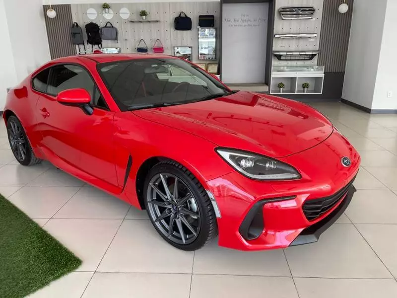 Giá xe Subaru BRZ - 1 tỷ 899