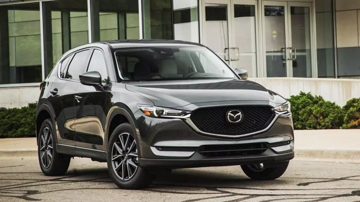 Mazda CX-5 2020 được đánh giá giao trong cả vận hành và khả năng bảo vệ