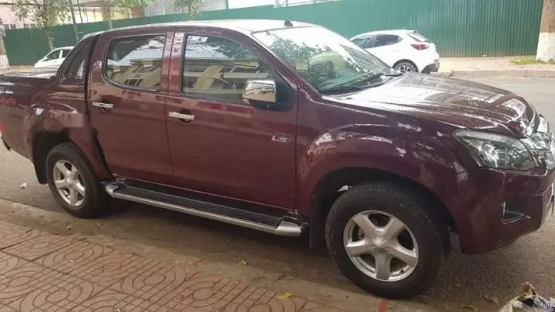 Isuzu D-max -  Không gian rộng rãi