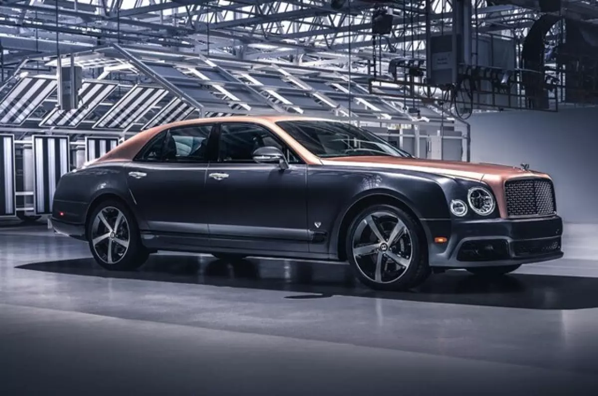 gia xe bentley flying spur