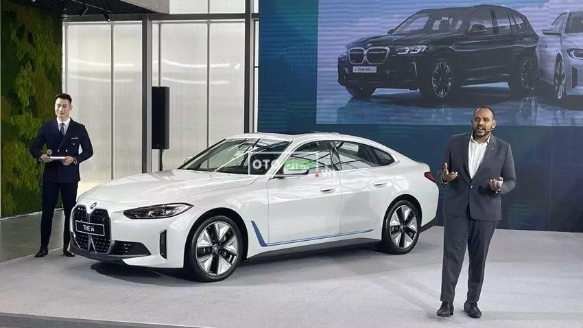 Lái xe an toàn, tận hưởng trọn vẹn chuyến đi với trợ lý lái xe thông minh của BMW