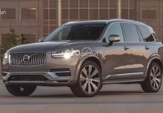 Có nên mua xe Volvo XC90 cũ .