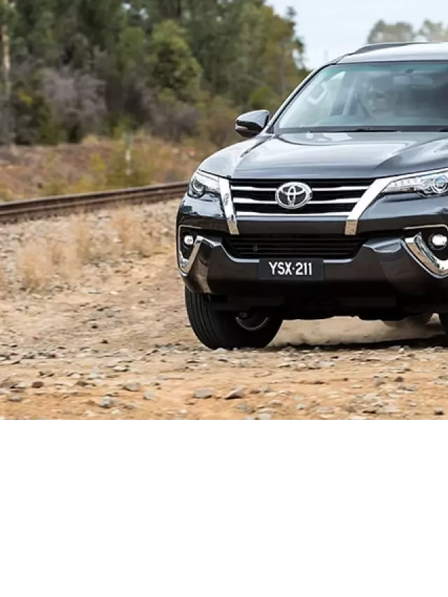   Đánh giá Toyota Fortuner 2019: Máy xăng hay dầu?