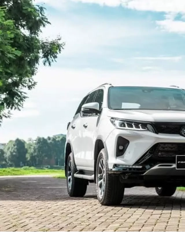   Mức tiêu hao nhiên liệu của Fortuner máy dầu: Tính toán số lít đổ sau mỗi 100km.