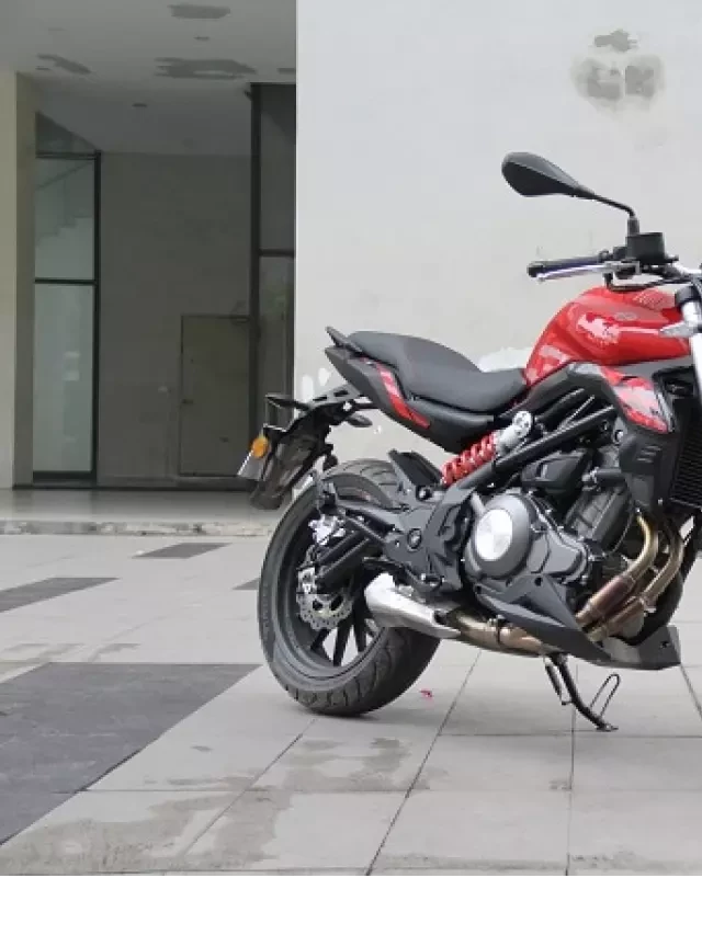   Benelli 302S 2022 - Mẫu xe môtô thể thao độc đáo