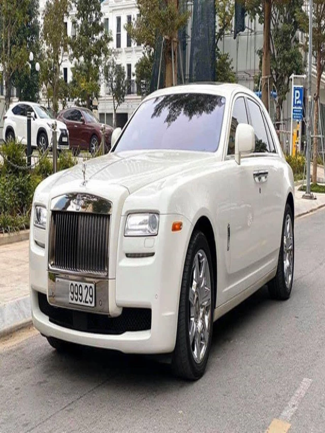   Loạt Rolls-Royce cũ biển siêu đẹp, giá "khủng"