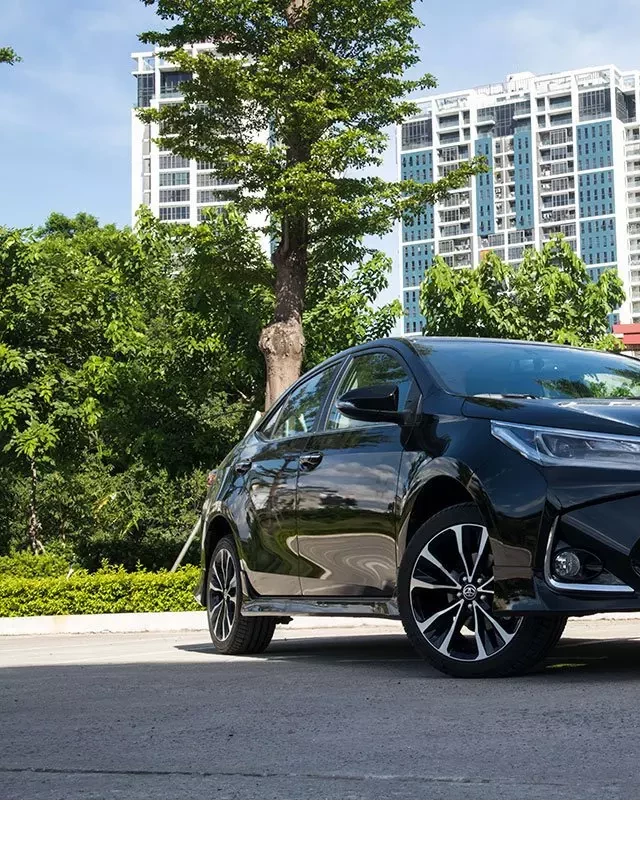   Vì sao Toyota Corolla Altis cũ được săn đón hơn Kia Cerato?