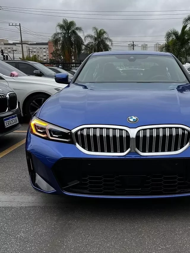   BMW 3 Series 2023: Thiết kế trẻ trung và công nghệ hiện đại