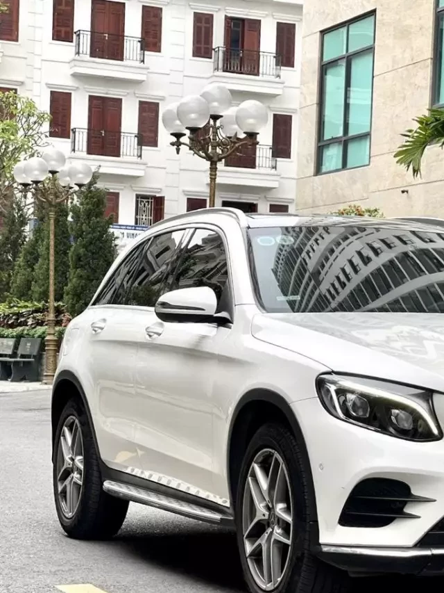   Đánh giá Mercedes-Benz GLC 300 4MATIC 2017: "Thợ săn" xe cũ cần lưu ý gì sau 5 năm sử dụng?