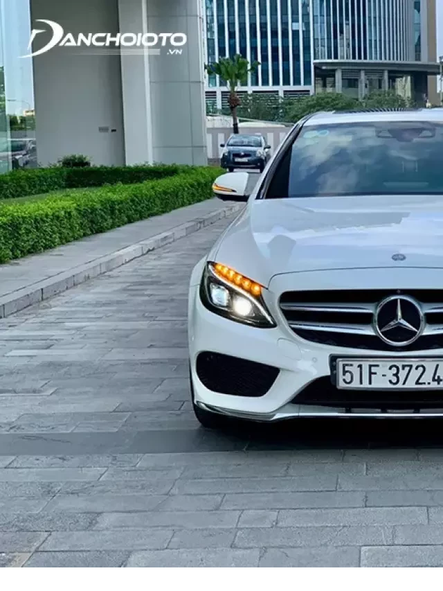   Giá bán xe Mercedes-Benz C300 AMG cũ, đánh giá xe C300 đã qua sử dụng