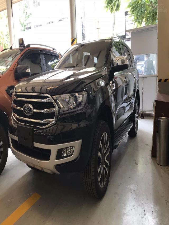   Giá xe Ford Everest 2019 tại đại lý giảm sâu: Tìm hiểu về mẫu xe SUV phân khúc trung của Ford