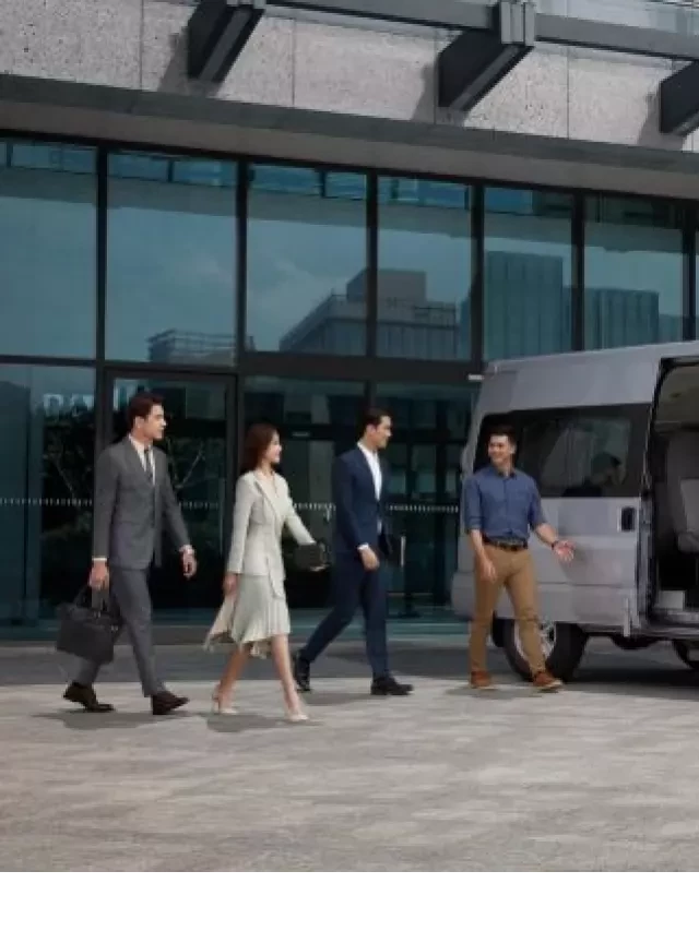   Ford Transit 2024: Mẫu xe Minibus 16 chỗ hàng đầu tại Việt Nam