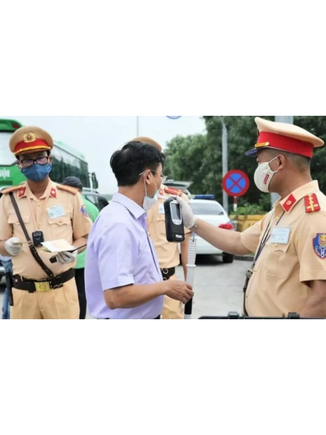   Xử phạt hành chính Ba mươi lăm triệu đồng một trường hợp điều khiển xe ôtô có nồng độ cồn vượt quá 0,4 miligam/1 lít khí thở.