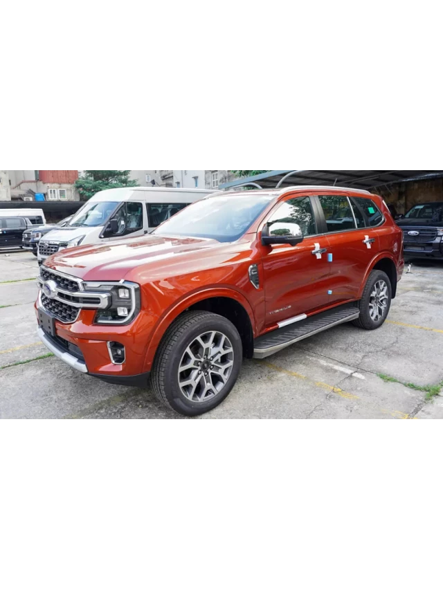   Xe Ford Everest Titanium 4x4 2023 - Sức Mạnh và Tiện Nghi Cho Gia Đình